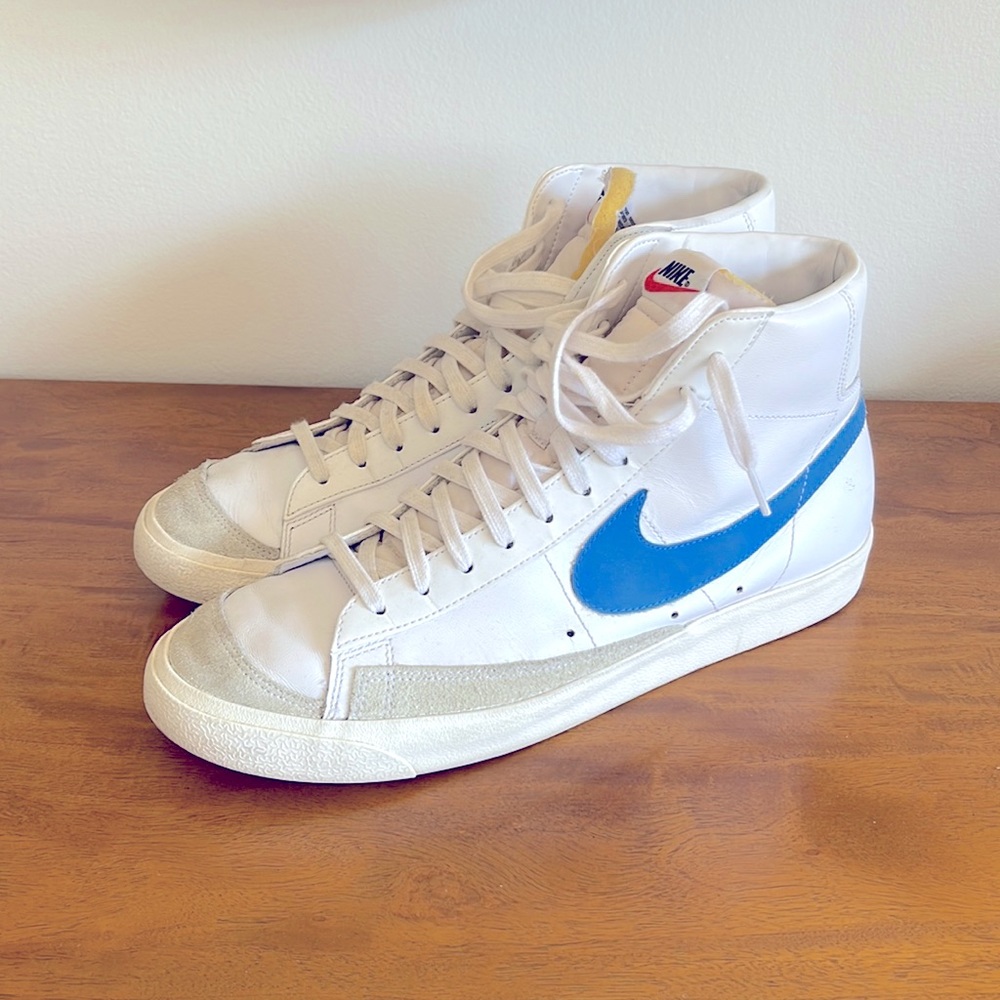 Nike Blazer Mid ‘77 Vintage Blue swoosh
